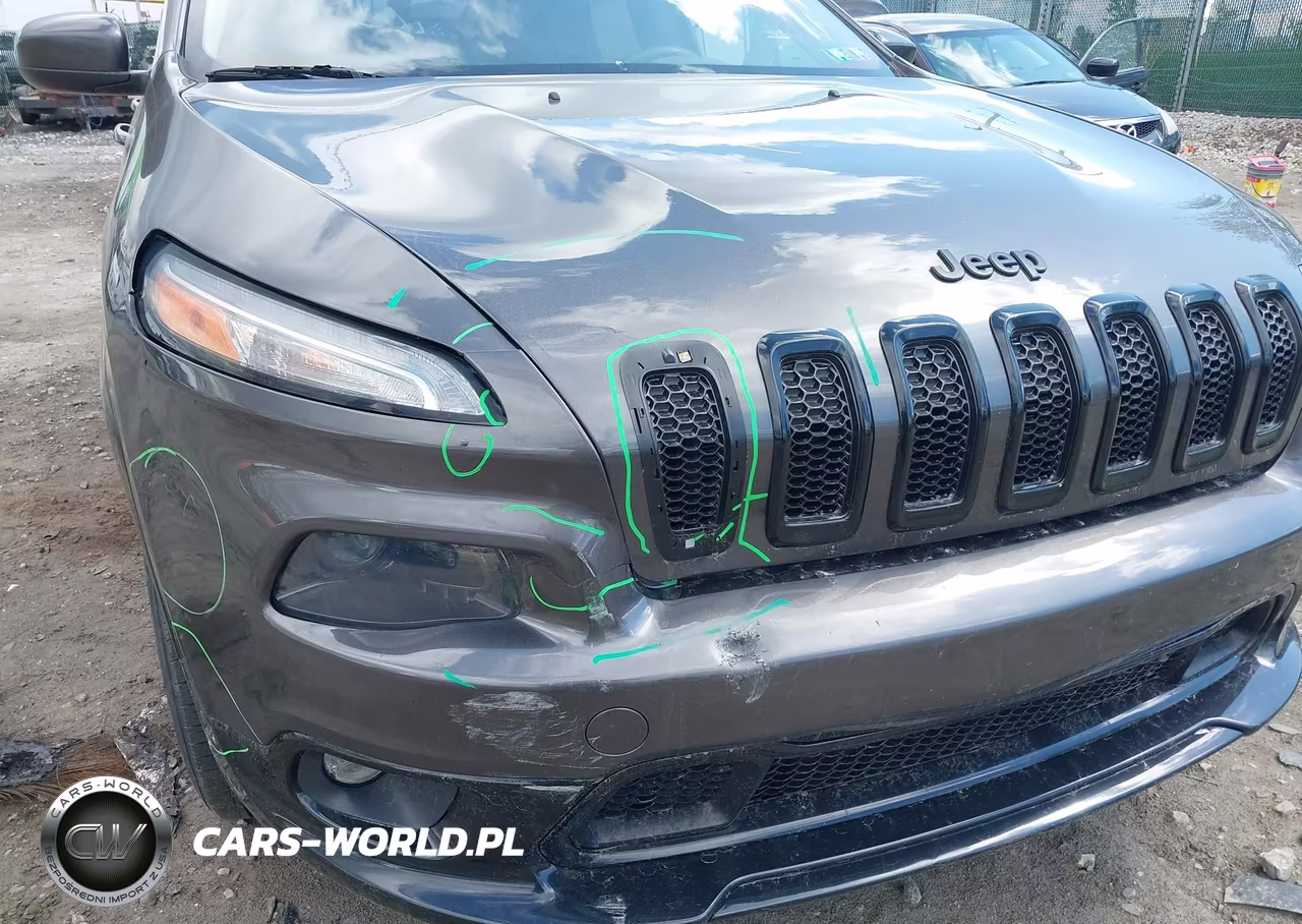 2018 Jeep Cherokee Latitude Tech Connect 4X4 VIN:1C4PJMCB8JD586571 - 6