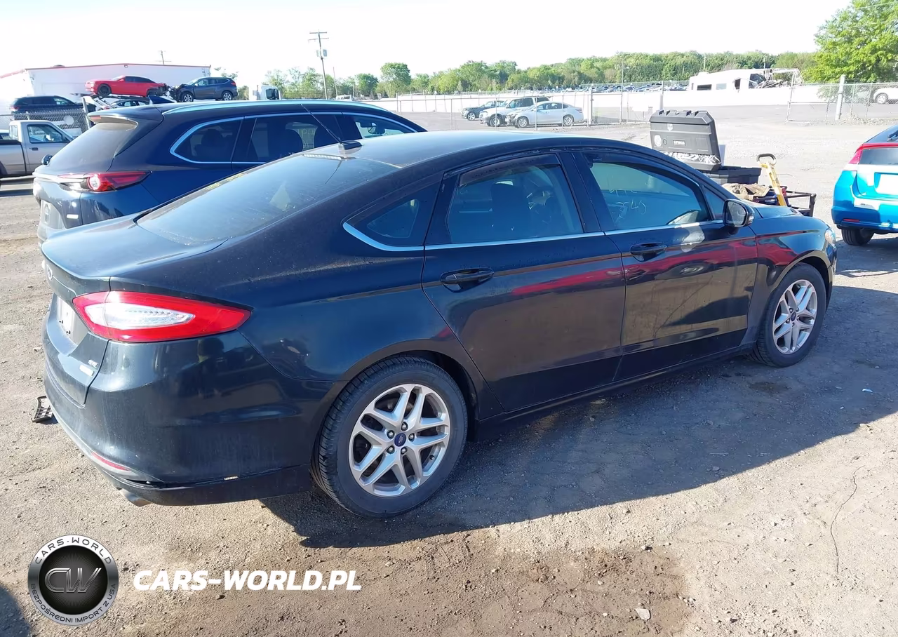 2014 Ford Fusion Se VIN:3FA6P0HR8ER172914 - 4