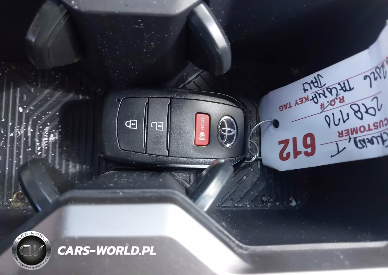 2026 Toyota Tacoma Sr5 VIN:3TYKB5FN6TT035702 - 11