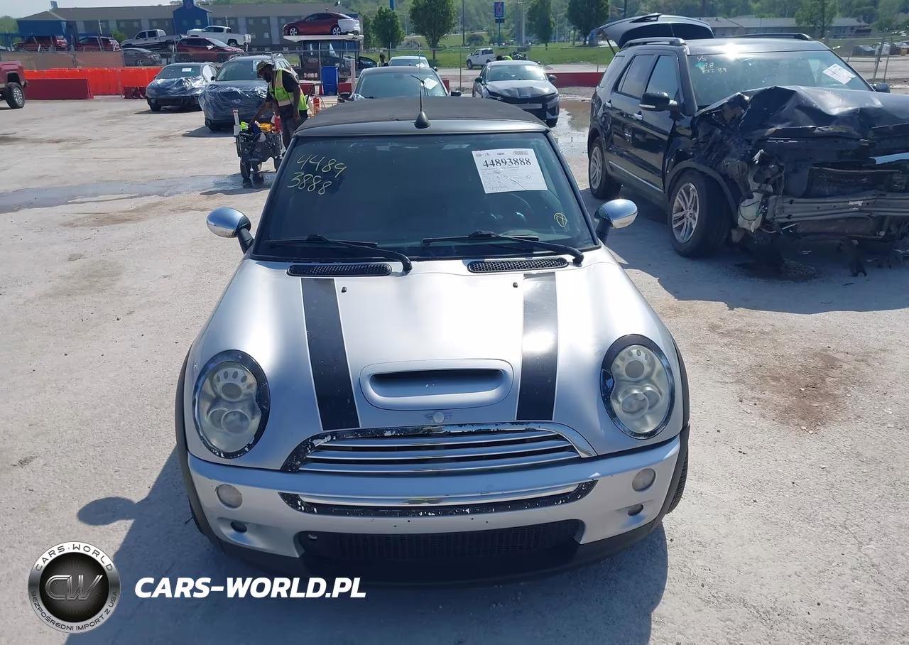 2007 Mini Cooper S VIN:WMWRH33527TL95524 - 13