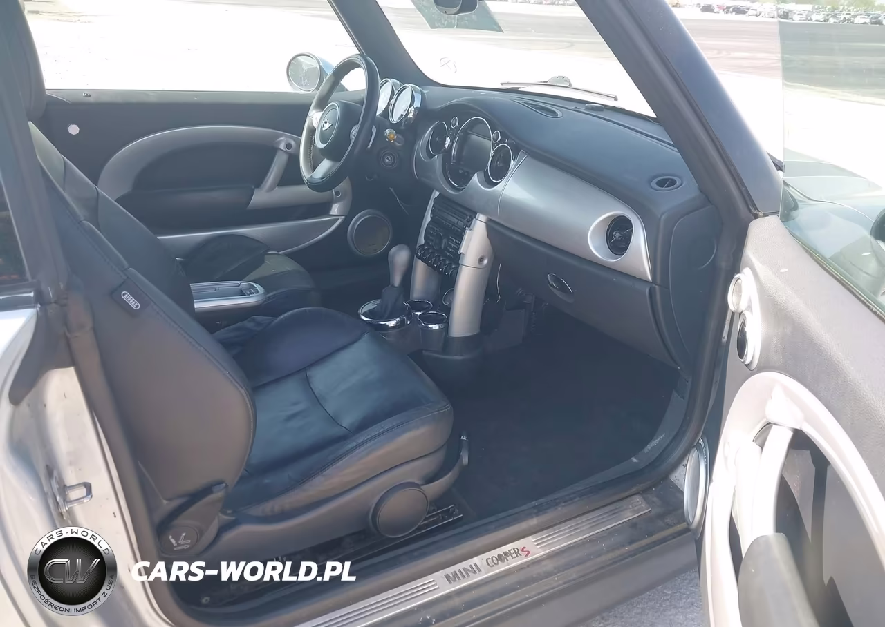 2007 Mini Cooper S VIN:WMWRH33527TL95524 - 5