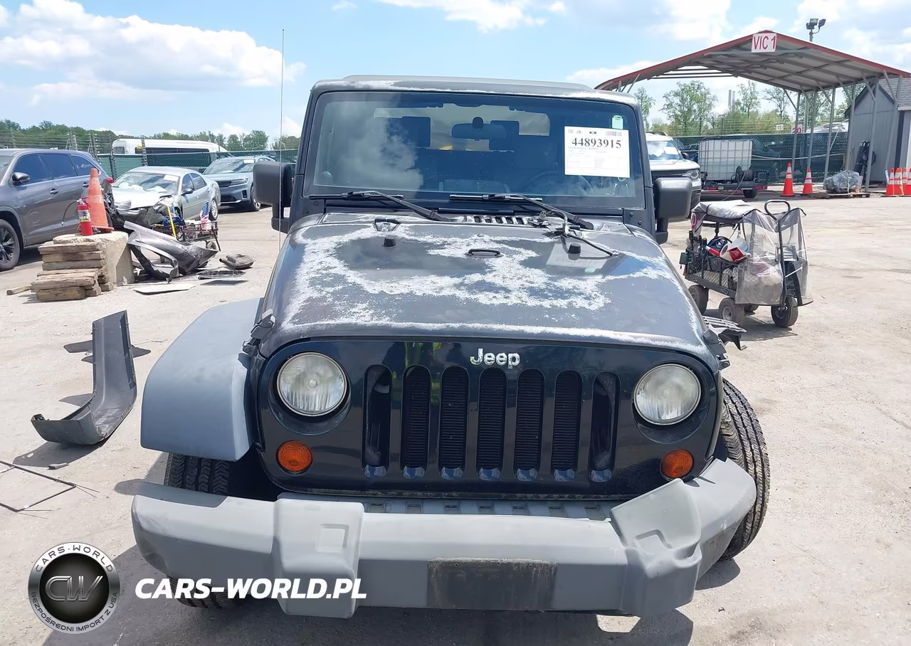 2009 Jeep Wrangler X VIN:1J4FA24159L759867 - 13