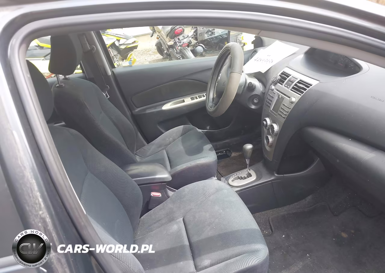 2010 Toyota Yaris VIN:JTDBT4K30A1369743 - 5