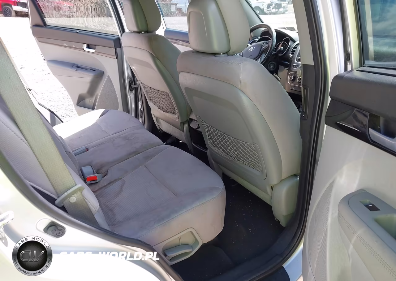 2014 Kia Sorento Lx VIN:5XYKTDA62EG519403 - 8