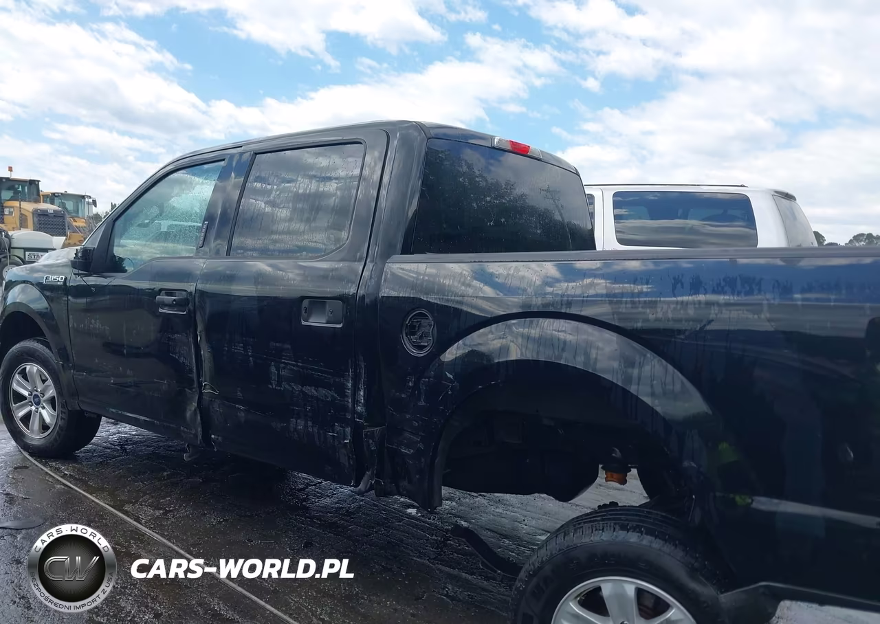 2018 Ford F-150 Xlt VIN:1FTEW1C51JFD53833 - 14