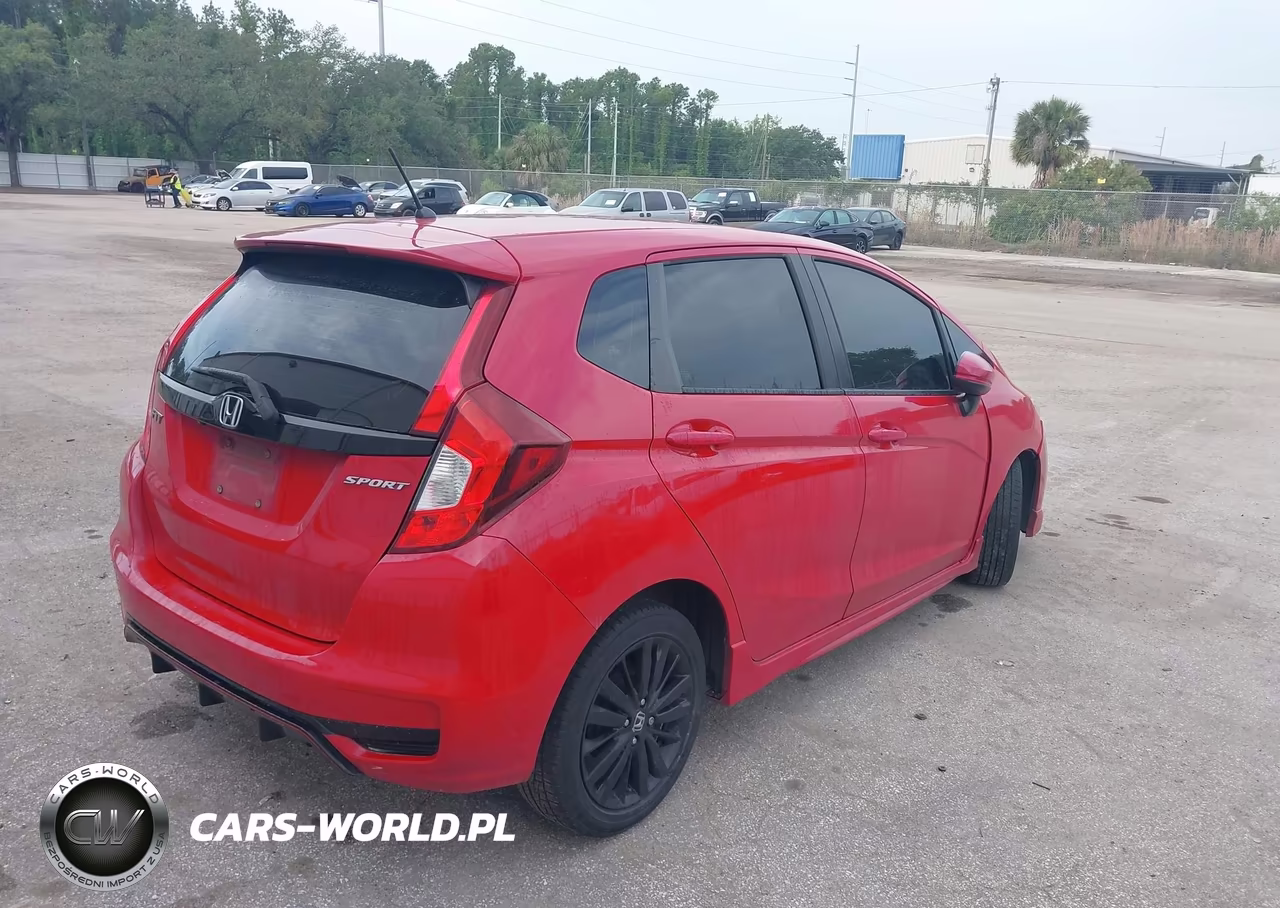 2018 Honda Fit Sport VIN:3HGGK5H76JM730146 - 4