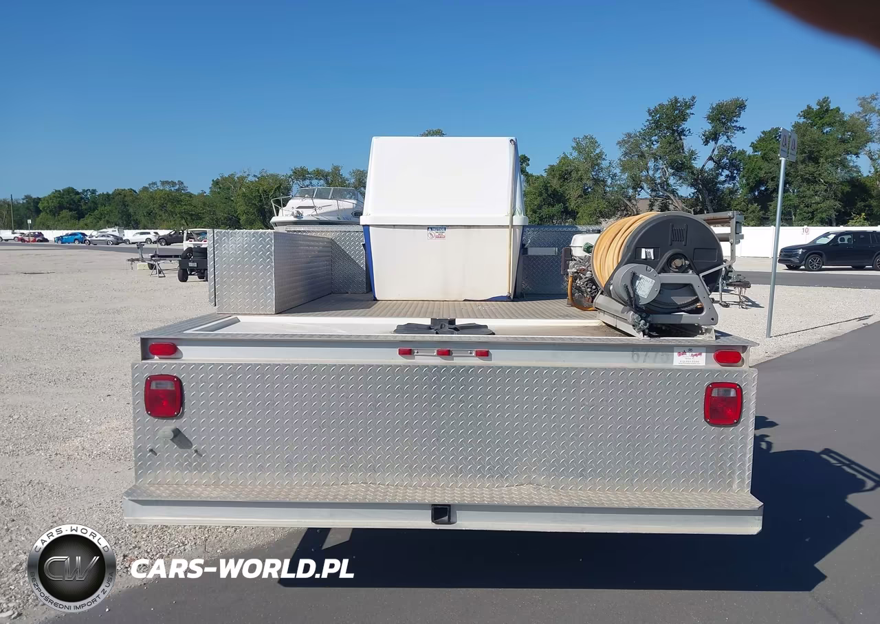 2020 Ram 3500 Chassis Tradesman-Slt VIN:3C7WRSBJ2LG206411 - 18