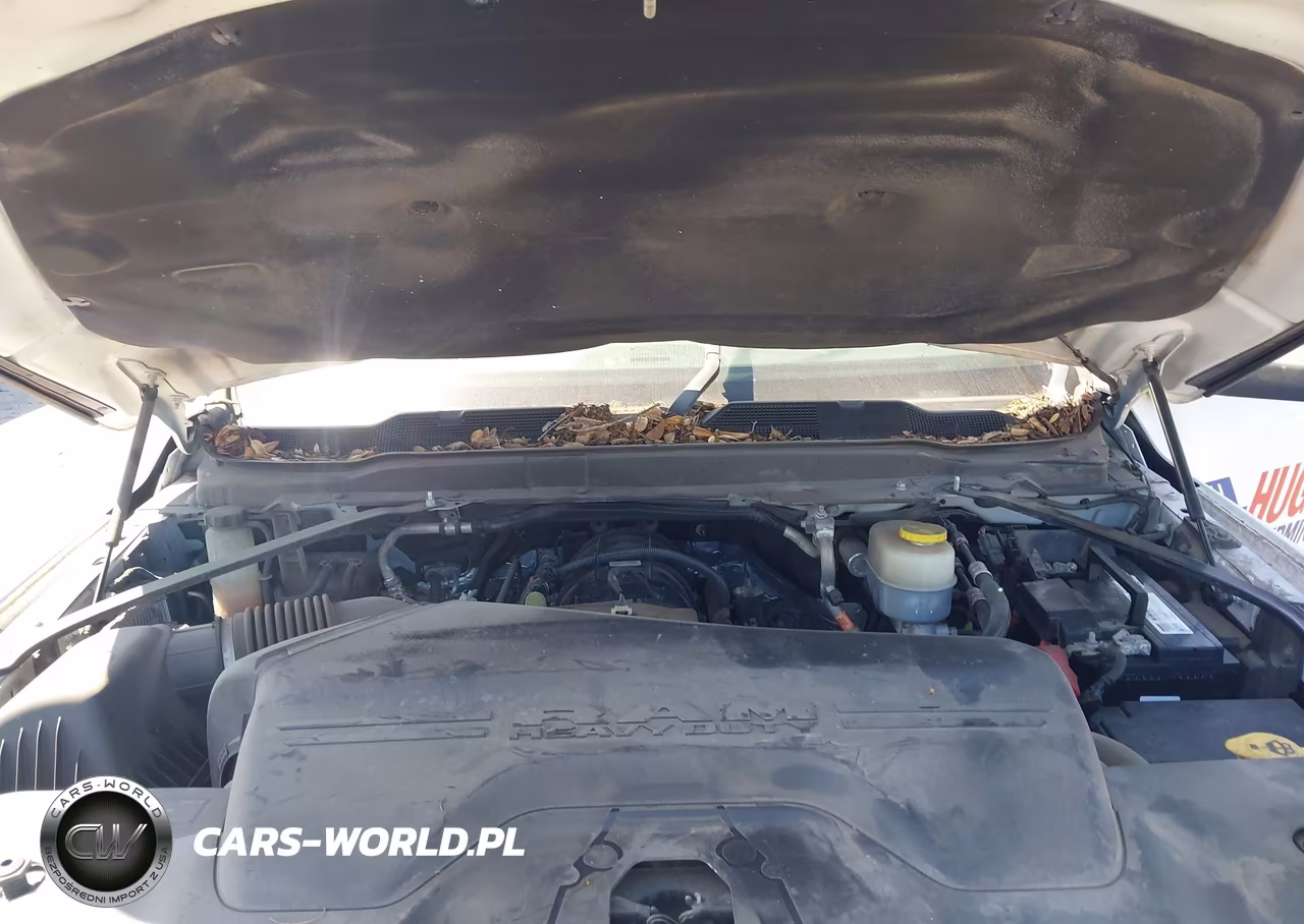 2020 Ram 3500 Chassis Tradesman-Slt VIN:3C7WRSBJ2LG206411 - 9