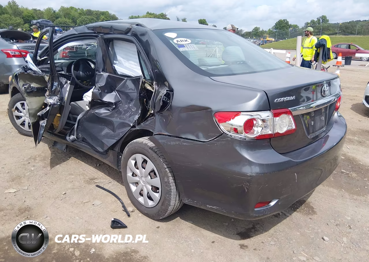 2013 Toyota Corolla L VIN:5YFBU4EE5DP141263 - 3