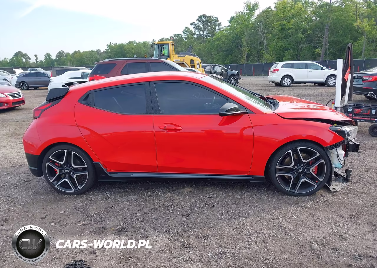 2020 Hyundai Veloster N VIN:KMHT36AH3LU005133 - 13