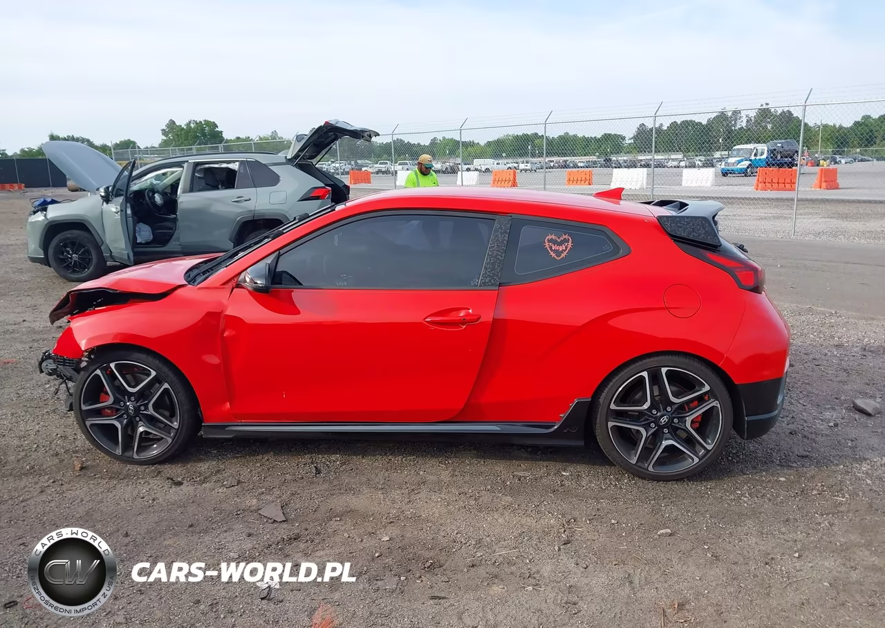 2020 Hyundai Veloster N VIN:KMHT36AH3LU005133 - 14