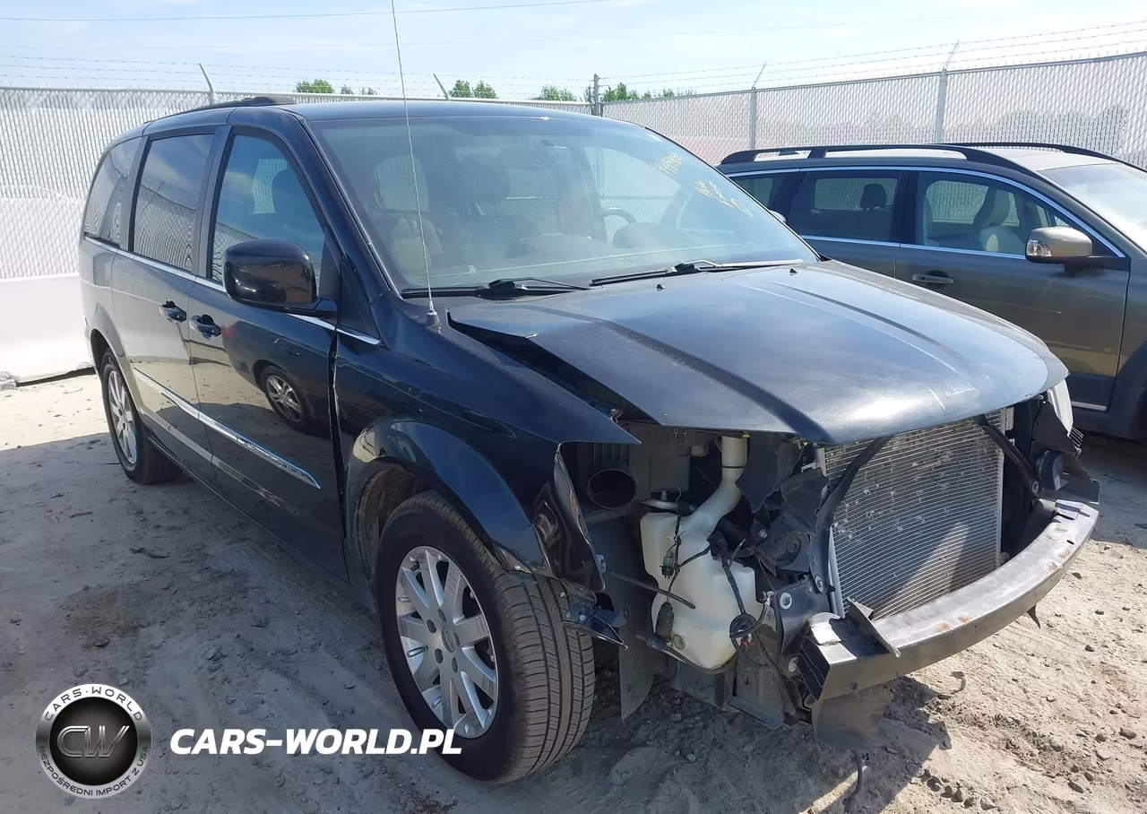 2016 Chrysler Town & Country Touring