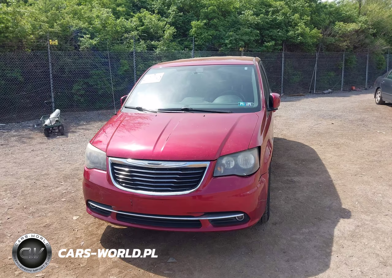 2014 Chrysler Town & Country S VIN:2C4RC1HG3ER364657 - 6