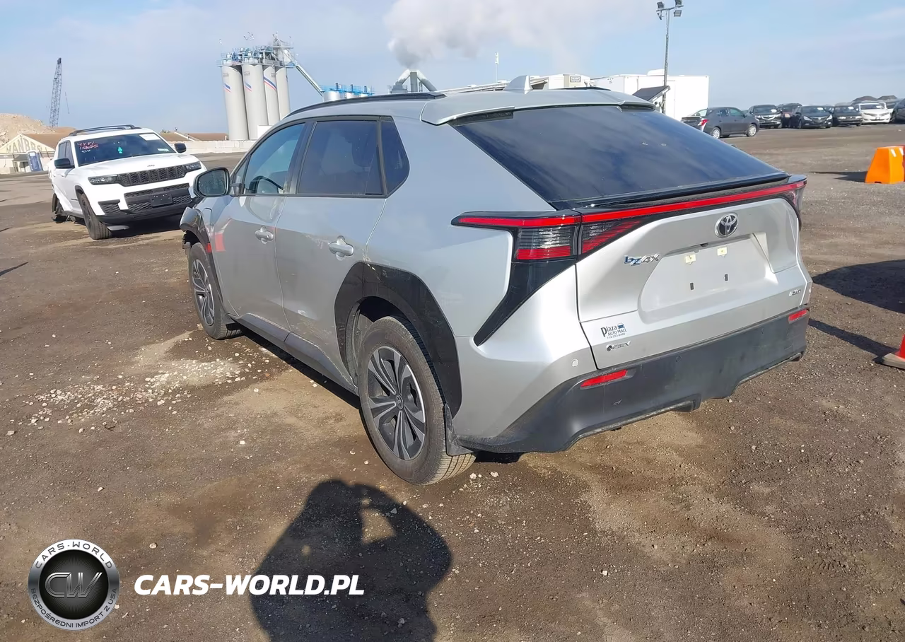 2024 Toyota Bz4X Xle VIN:JTMABACA5RA090195 - 3
