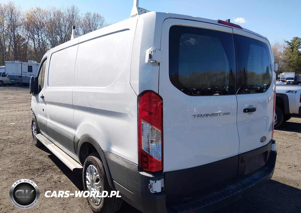 2018 Ford Transit-250 VIN:1FTYR1YM1JKB38271 - 3
