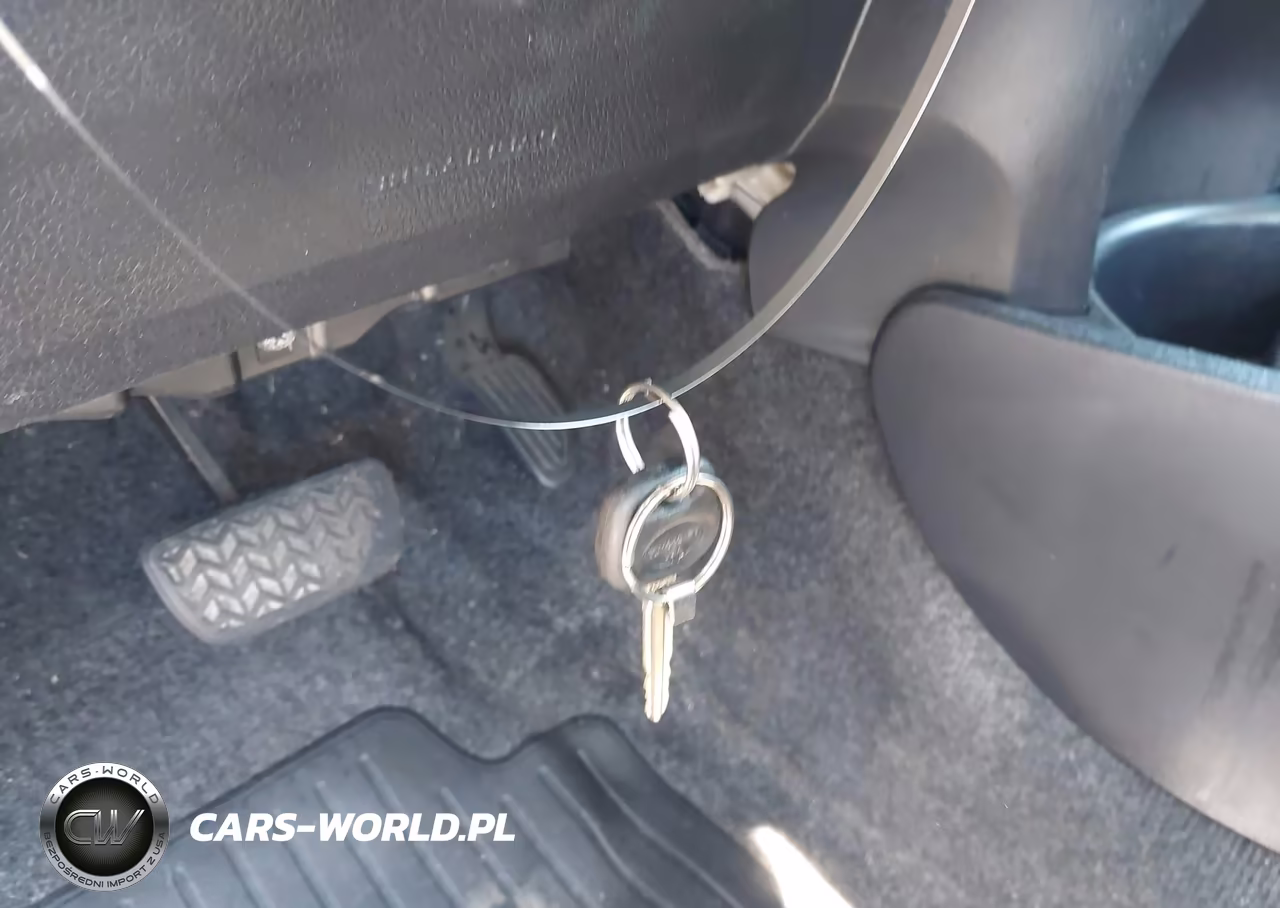 2013 Toyota Yaris Le VIN:JTDKTUD37DD560897 - 11