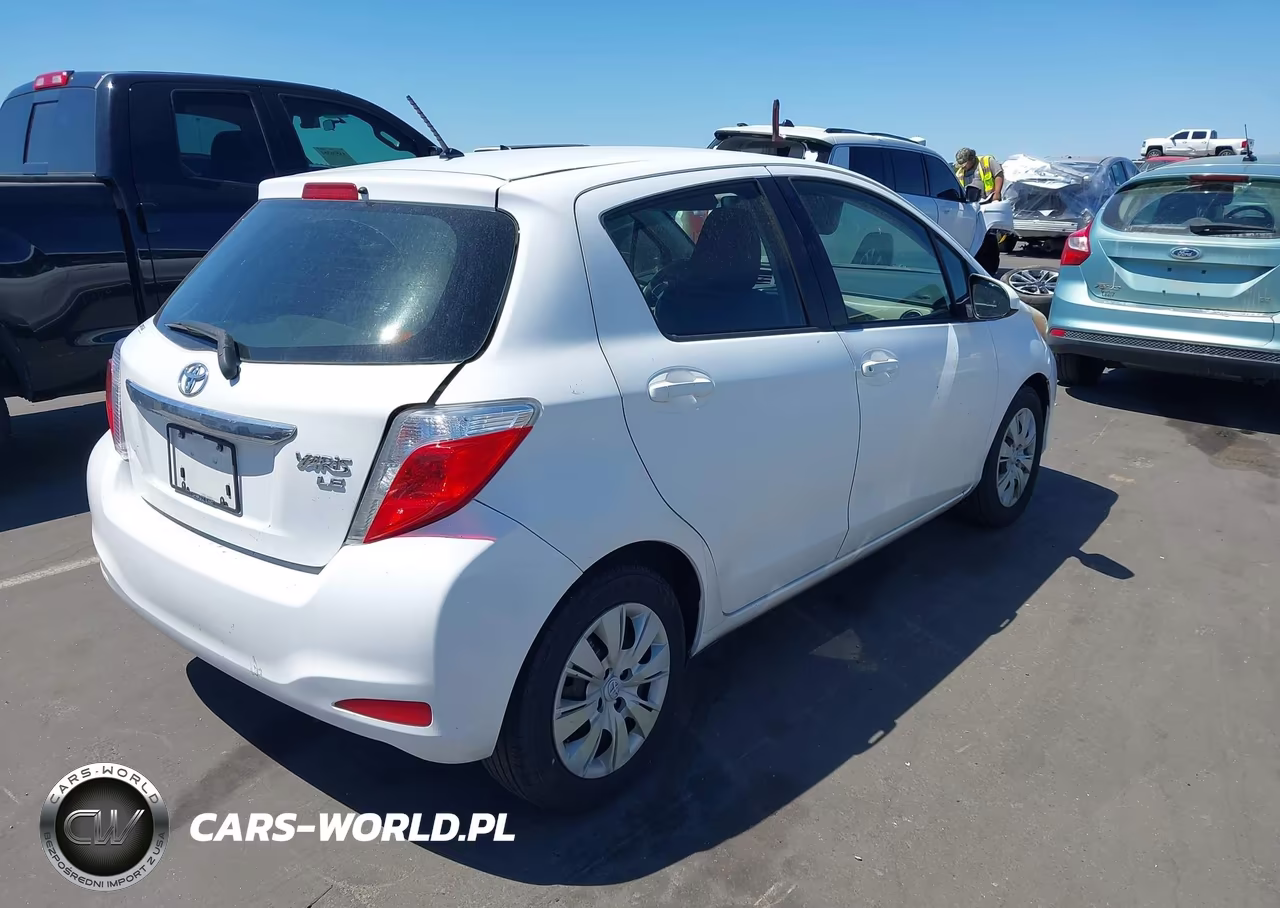 2013 Toyota Yaris Le VIN:JTDKTUD37DD560897 - 4
