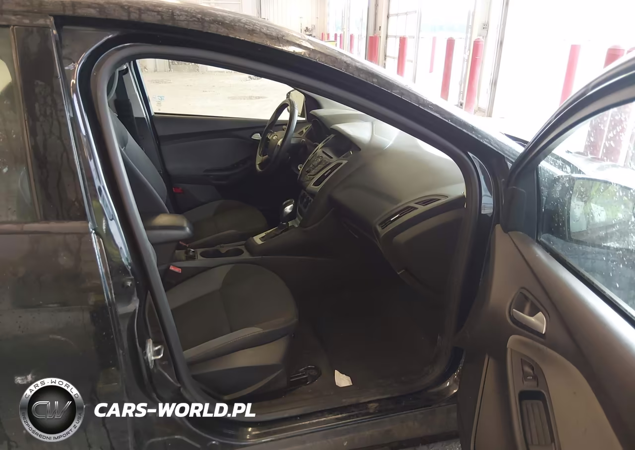 2013 Ford Focus Se VIN:1FADP3F2XDL333386 - 5