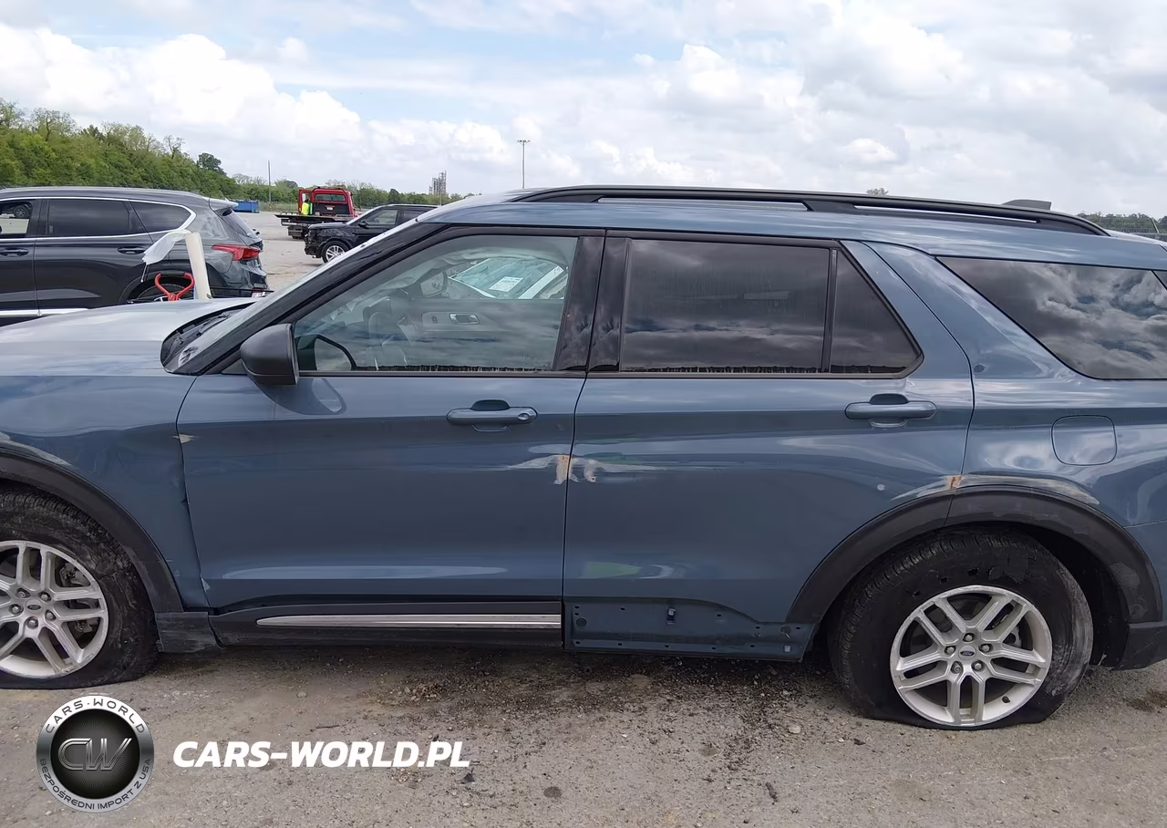 2025 Ford Explorer Active VIN:1FMUK7DH3SGC35745 - 14
