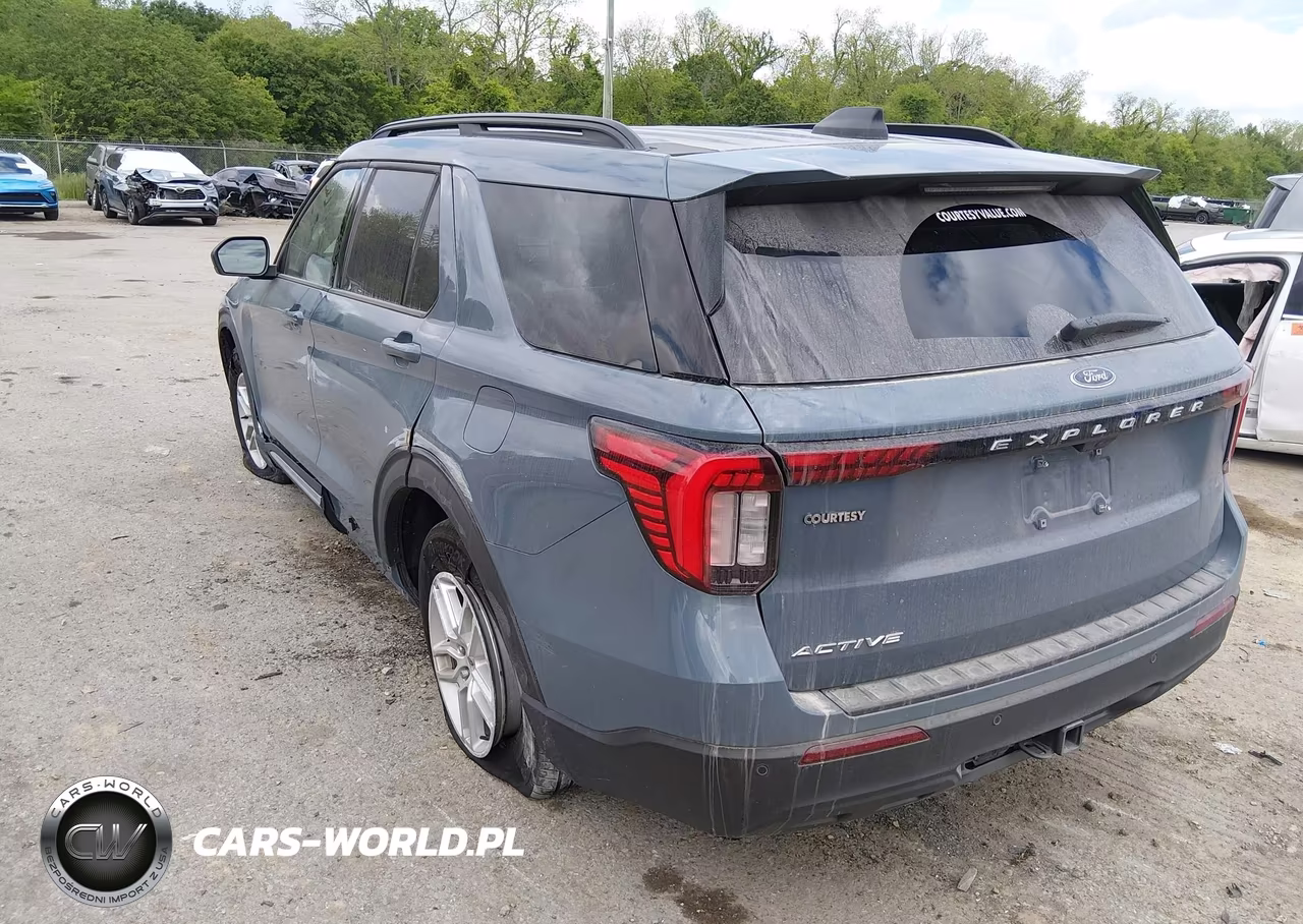 2025 Ford Explorer Active VIN:1FMUK7DH3SGC35745 - 3