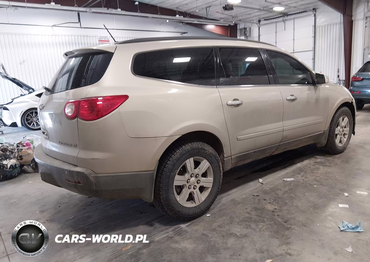 2010 Chevrolet Traverse Lt VIN:1GNLVGED3AJ209013 - 4