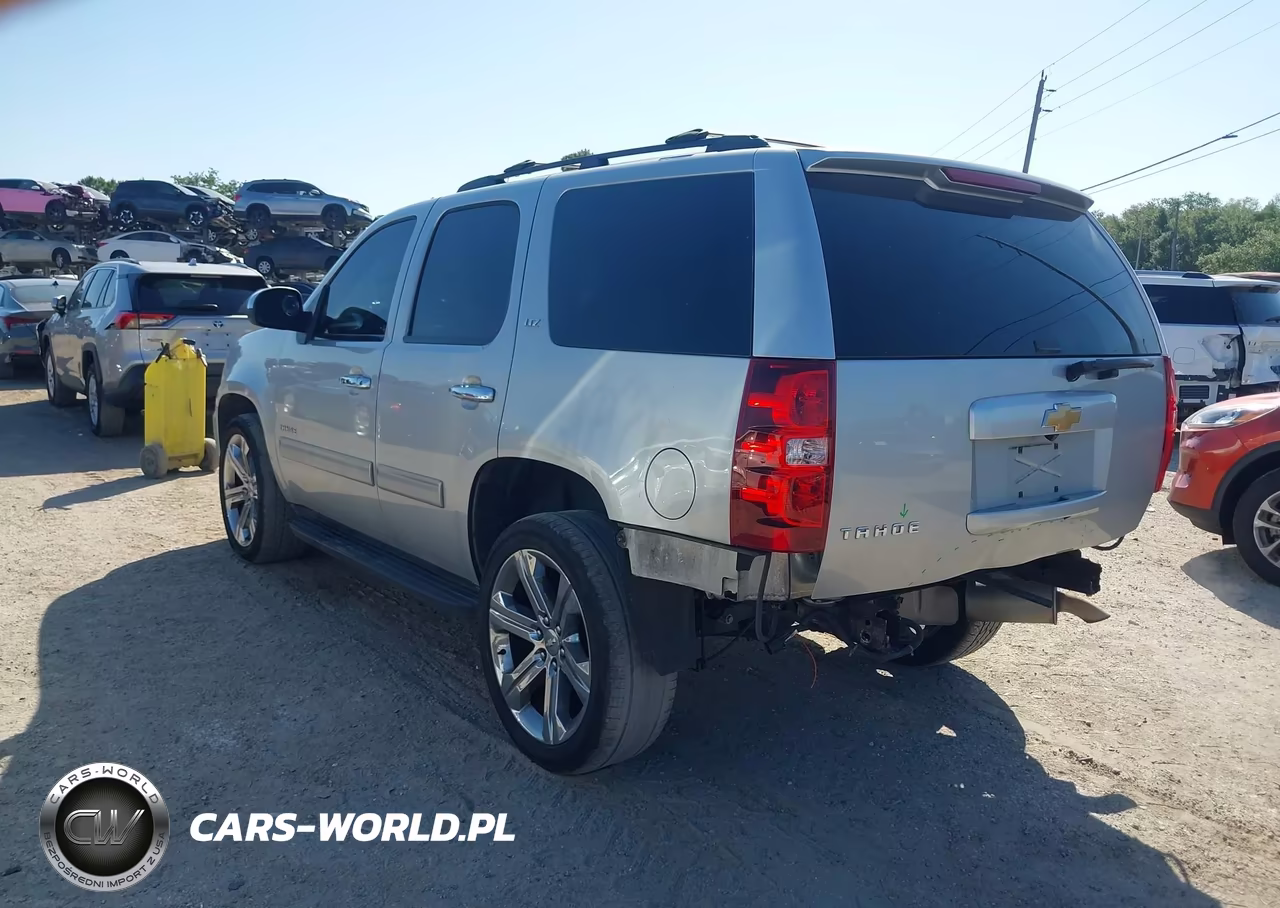 2013 Chevrolet Tahoe Ls VIN:1GNSCAE08DR178486 - 3