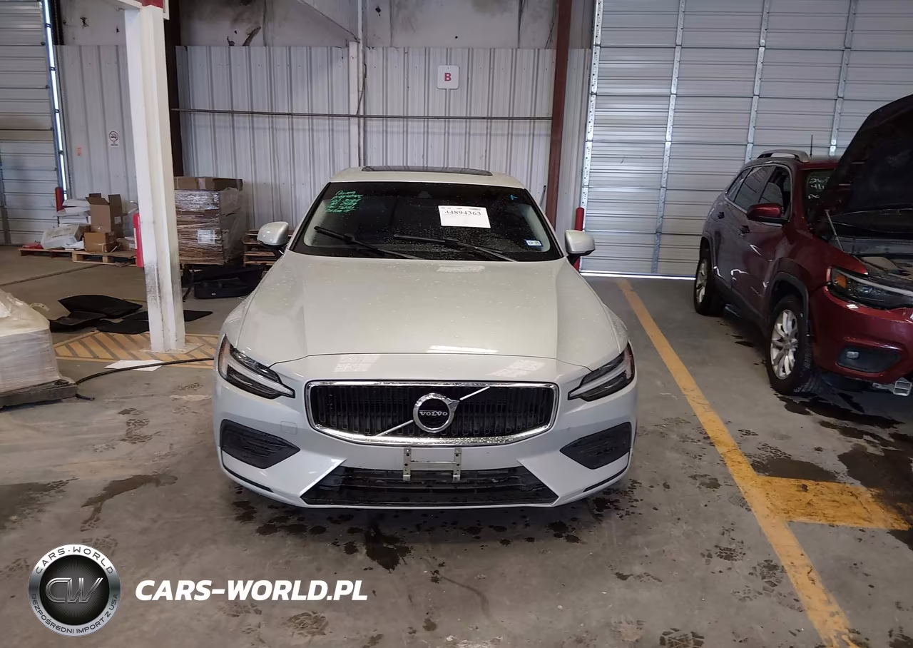 2019 Volvo S60 T5 Momentum VIN:7JR102FKXKG000687 - 13