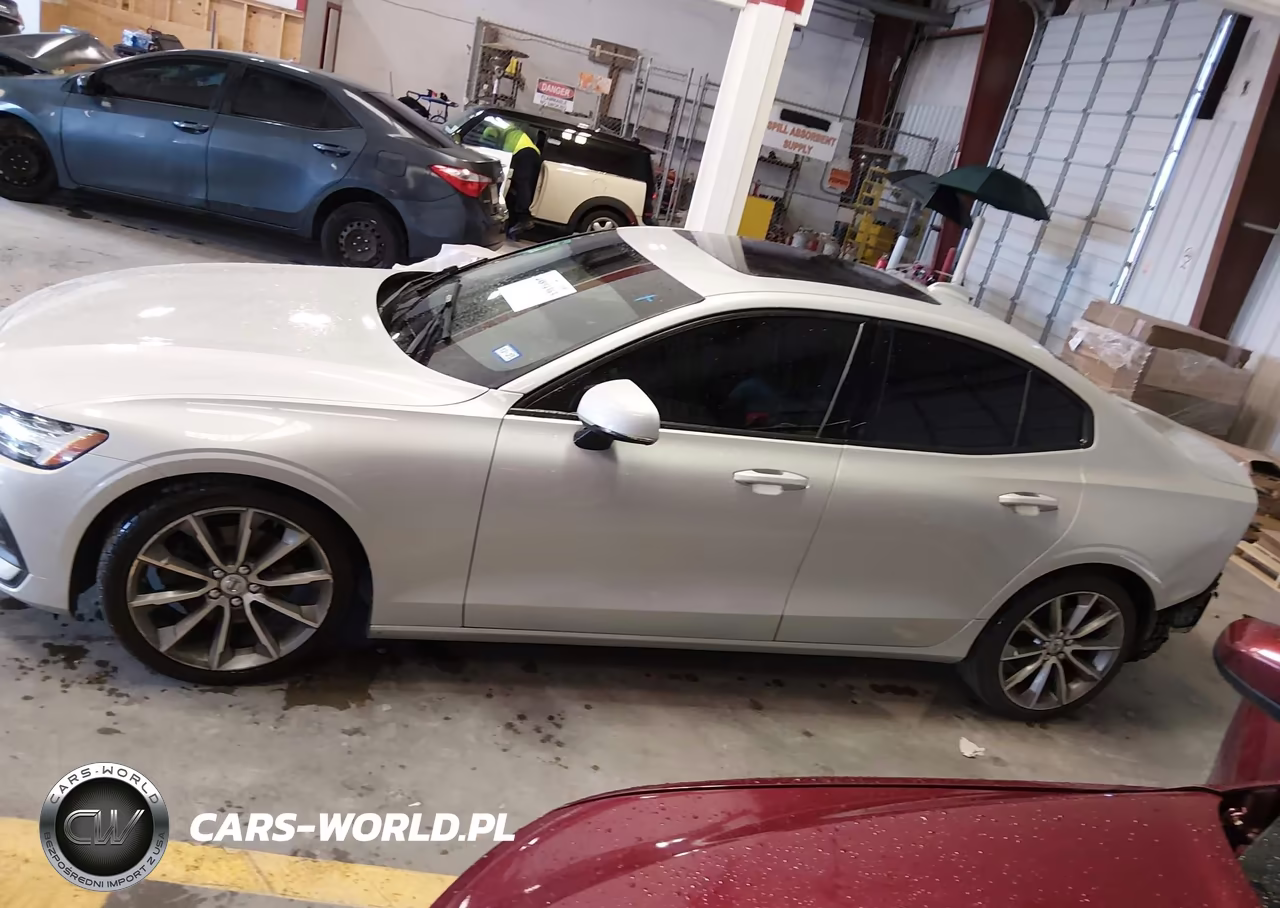 2019 Volvo S60 T5 Momentum VIN:7JR102FKXKG000687 - 15