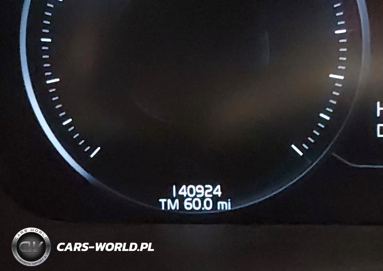 2019 Volvo S60 T5 Momentum VIN:7JR102FKXKG000687 - 16