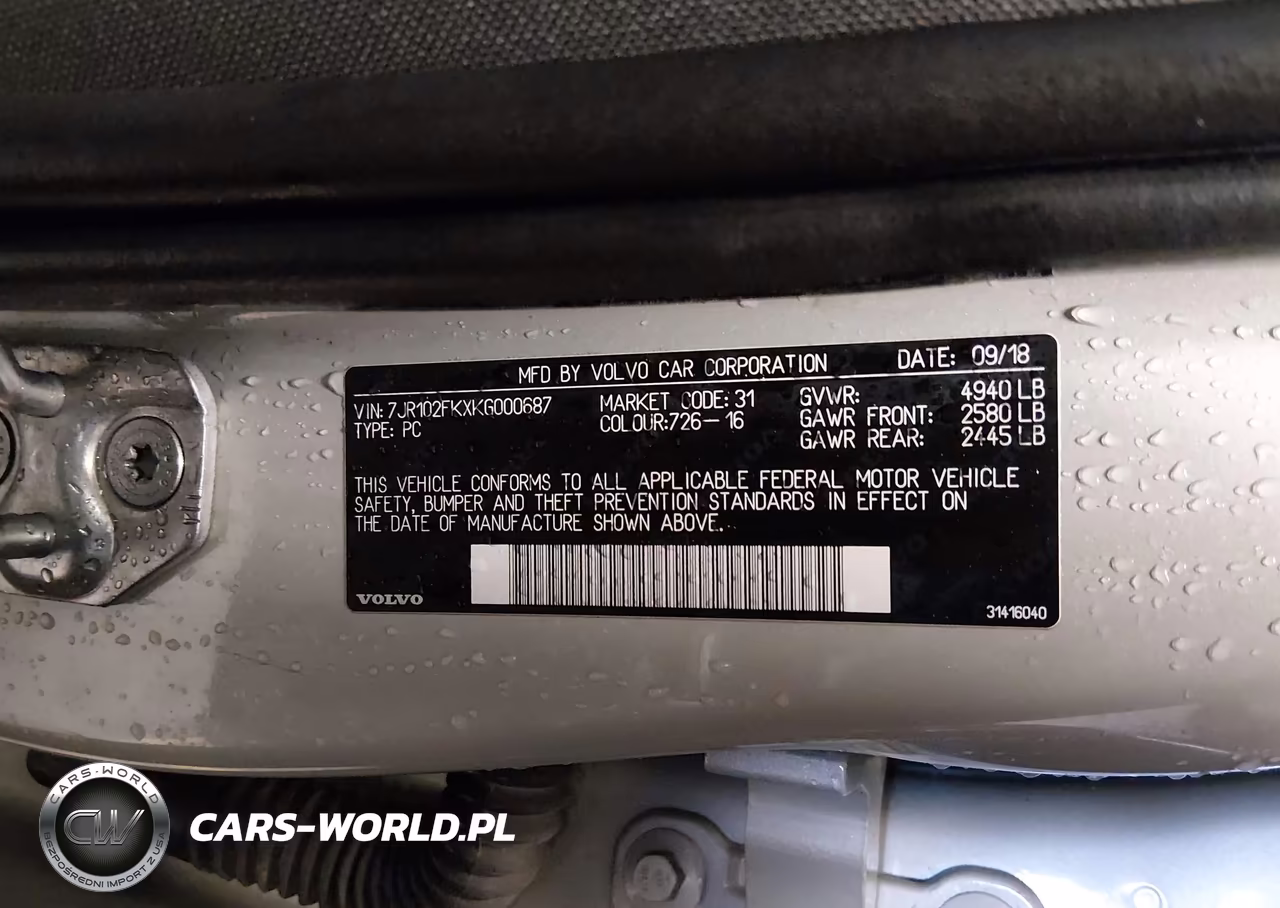 2019 Volvo S60 T5 Momentum VIN:7JR102FKXKG000687 - 9
