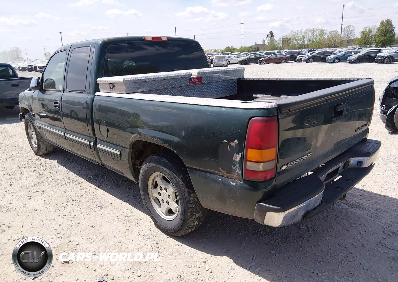 2002 Chevrolet Silverado 1500 Ls VIN:2GCEC19W921297657 - 3
