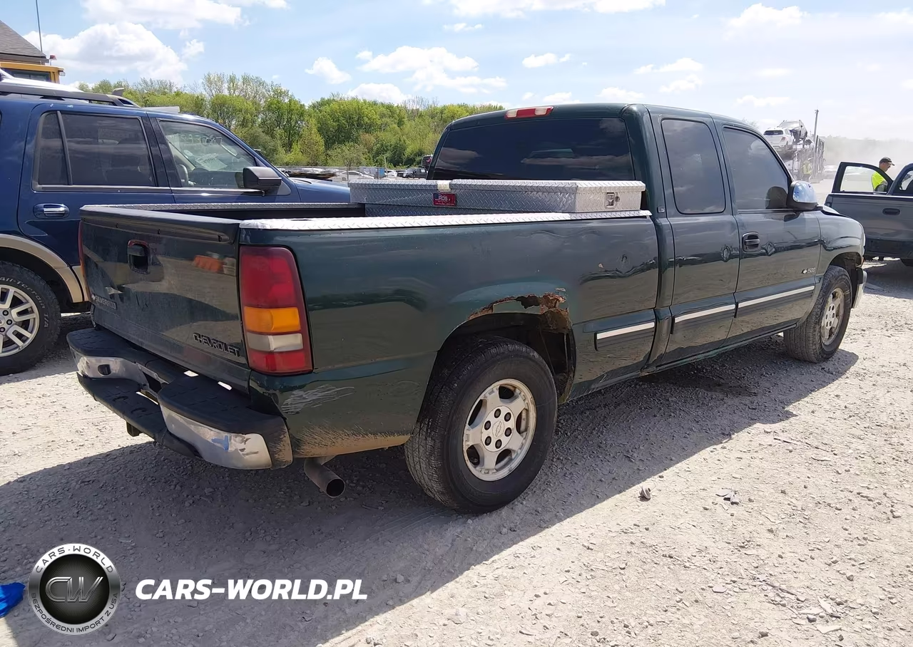 2002 Chevrolet Silverado 1500 Ls VIN:2GCEC19W921297657 - 4
