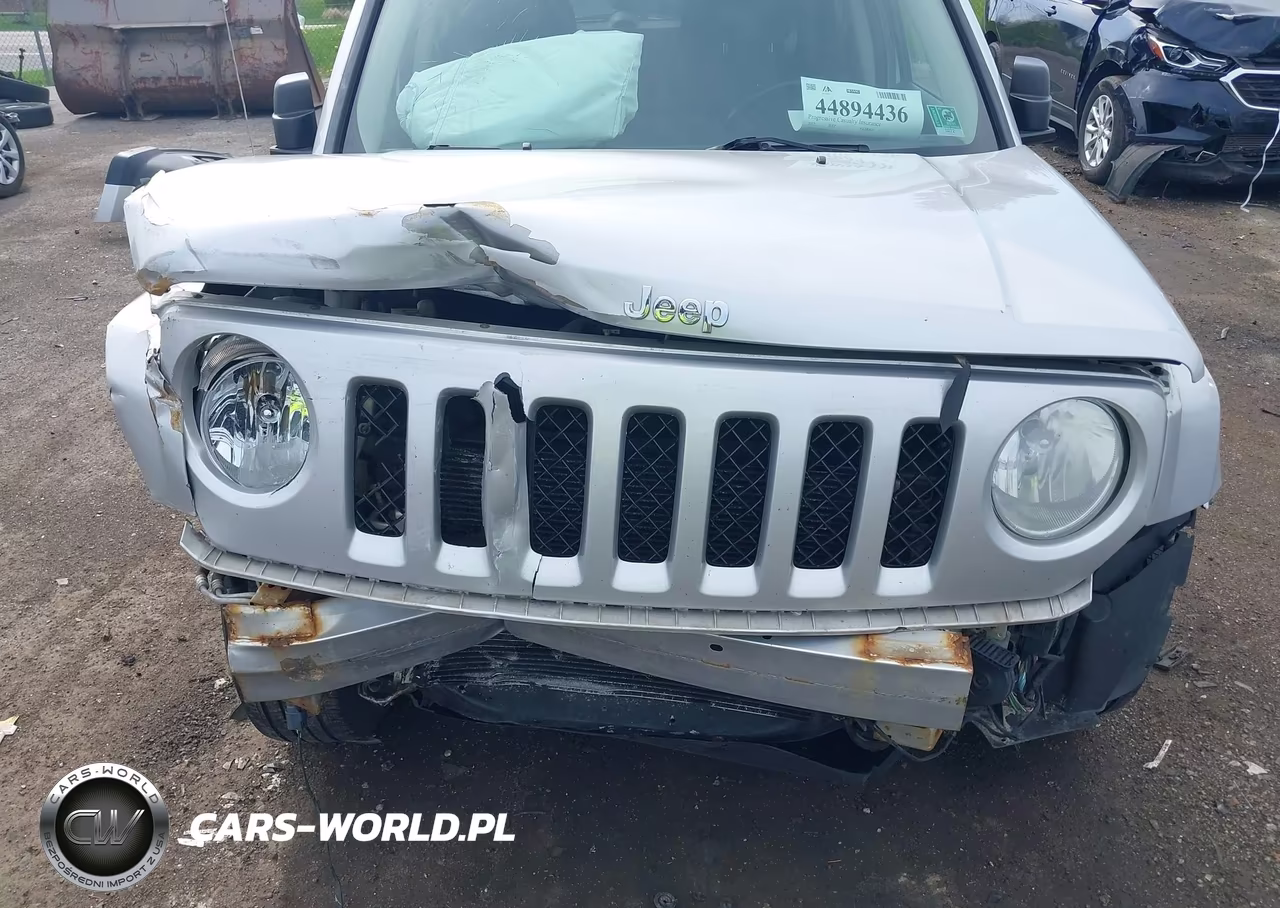 2012 Jeep Patriot Latitude VIN:1C4NJPFA6CD627228 - 6