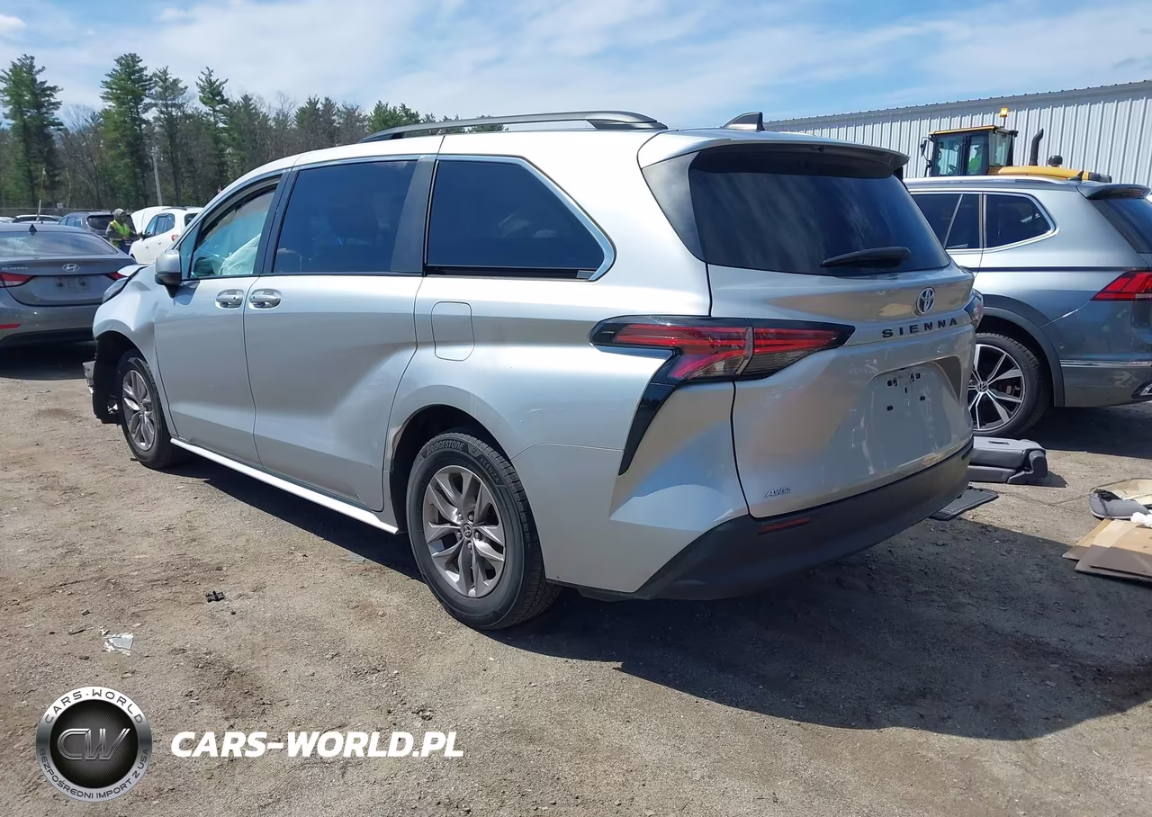 2022 Toyota Sienna Le VIN:5TDKSKFC0NS067525 - 3