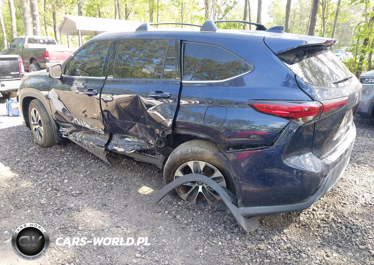 2022 Toyota Highlander Hybrid Xle VIN:5TDHBRCH5NS538295 - 3