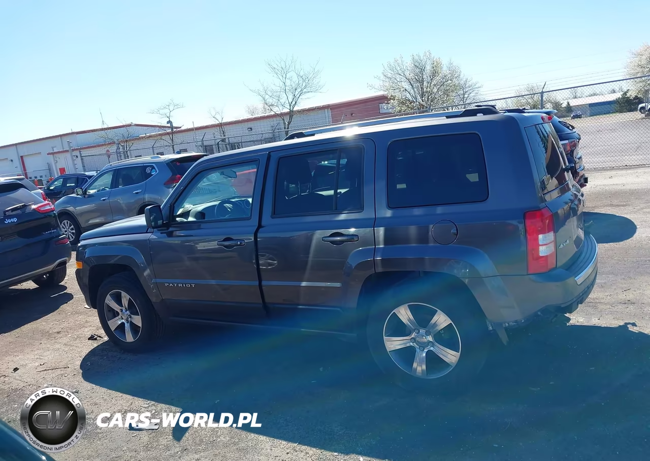 2017 Jeep Patriot High Altitude 4X4 VIN:1C4NJRFB7HD205917 - 14