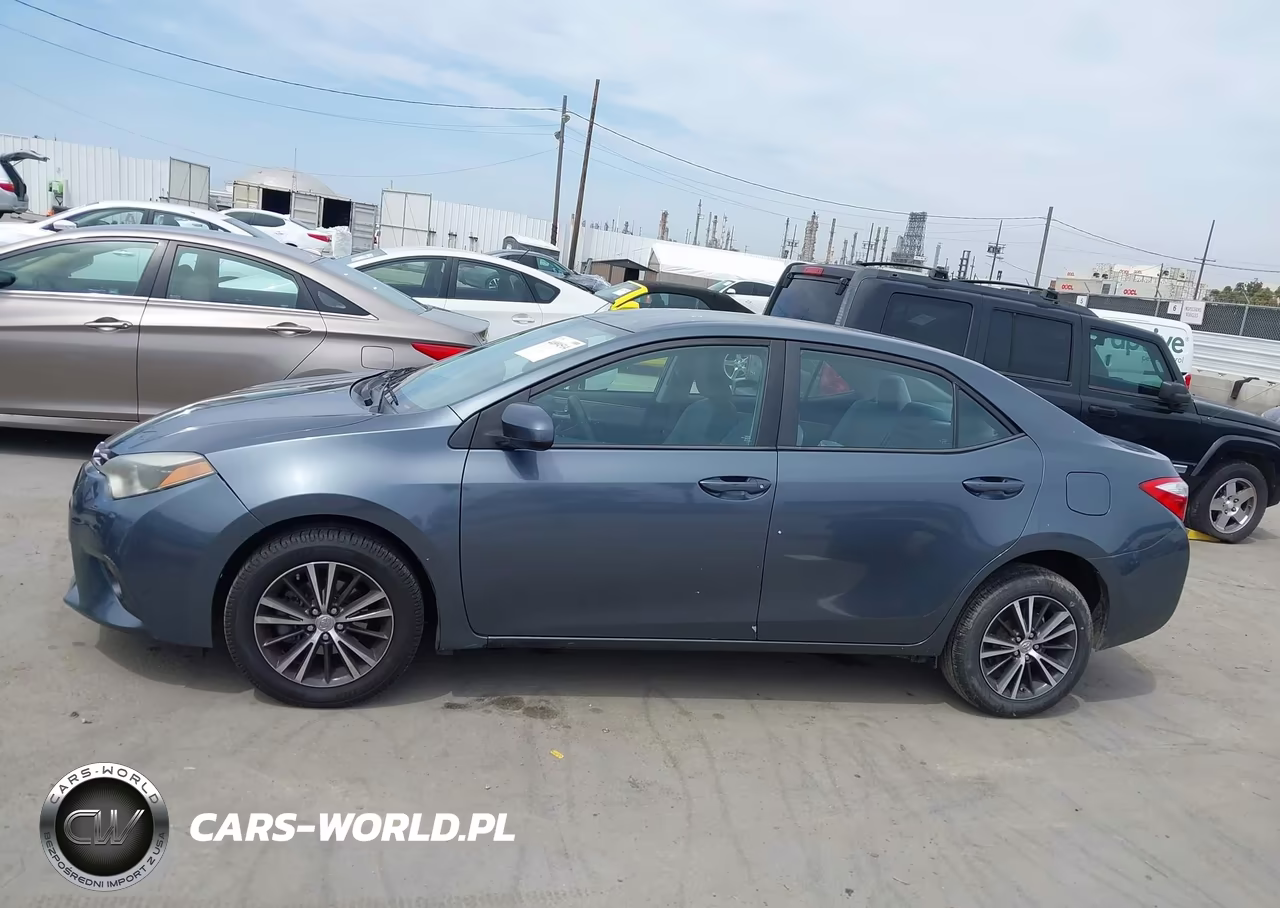 2016 Toyota Corolla Le Plus VIN:5YFBURHE9GP533708 - 14