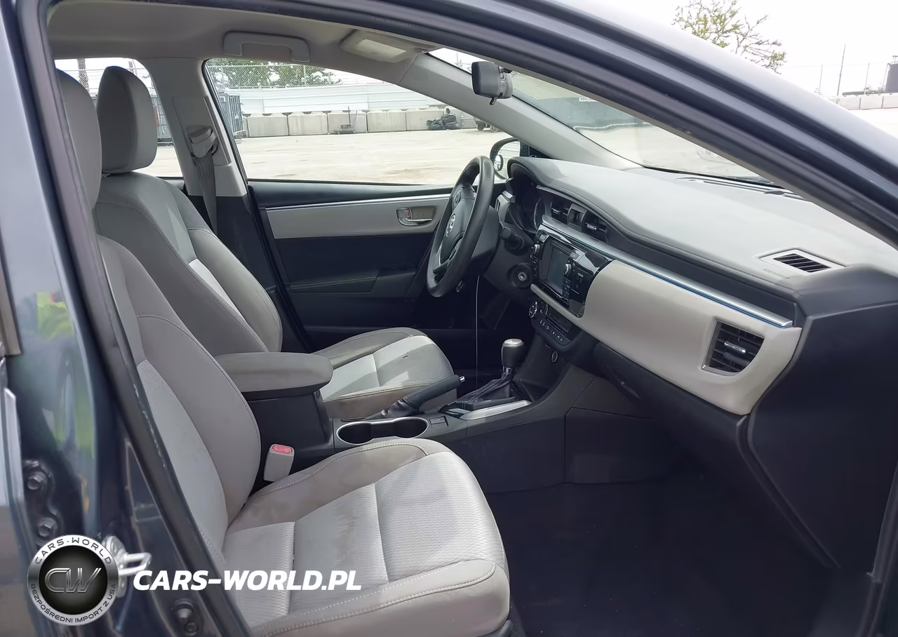 2016 Toyota Corolla Le Plus VIN:5YFBURHE9GP533708 - 5