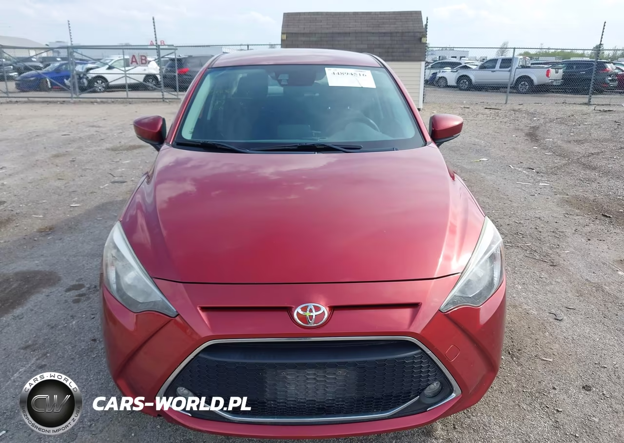 2019 Toyota Yaris Le VIN:3MYDLBYV0KY503798 - 12