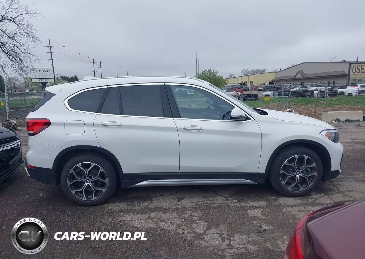 2021 BMW X1 xDrive28I VIN:WBXJG9C06M5T70073 - 13