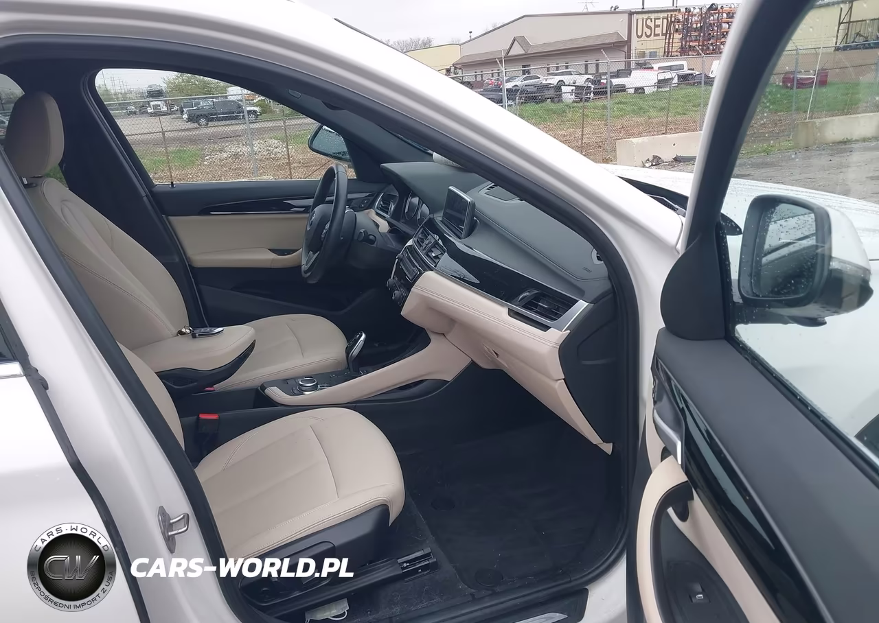 2021 BMW X1 xDrive28I VIN:WBXJG9C06M5T70073 - 5