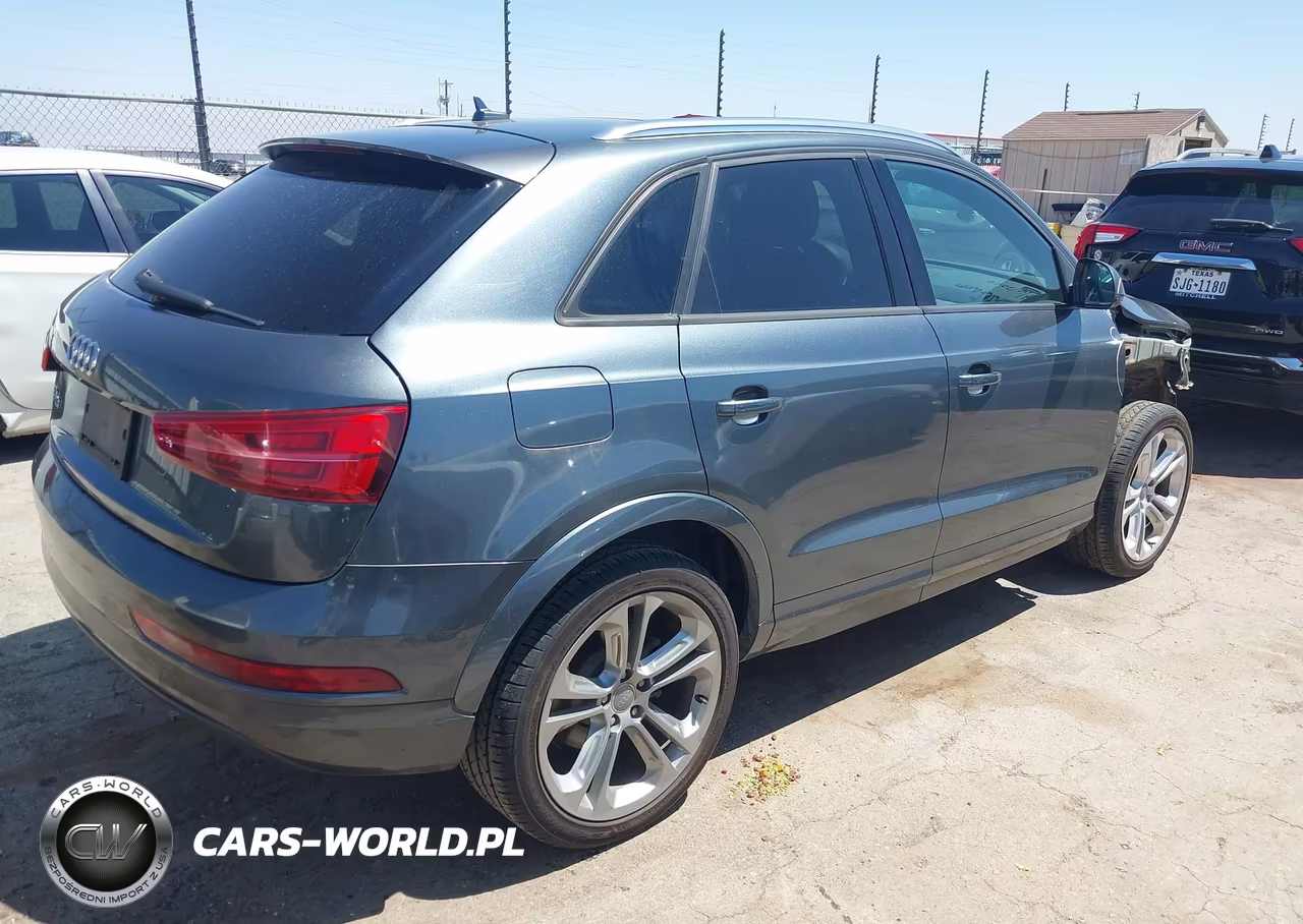 2018 Audi Q3 2.0T Premium-2.0T Sport Premium VIN:WA1BCCFS6JR000487 - 4