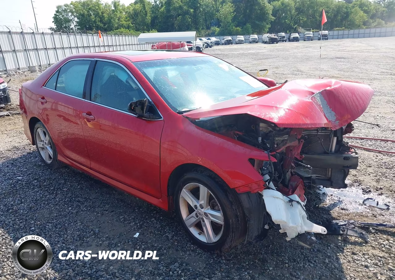2012 Toyota Camry Se – zdjęcie 1 z 17