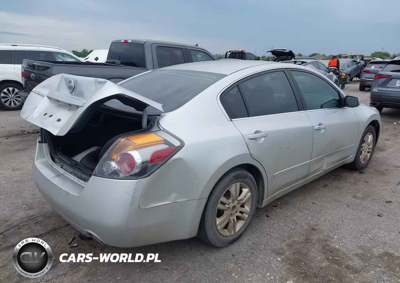2012 Nissan Altima 2.5 S VIN:1N4AL2APXCC125809 - 4