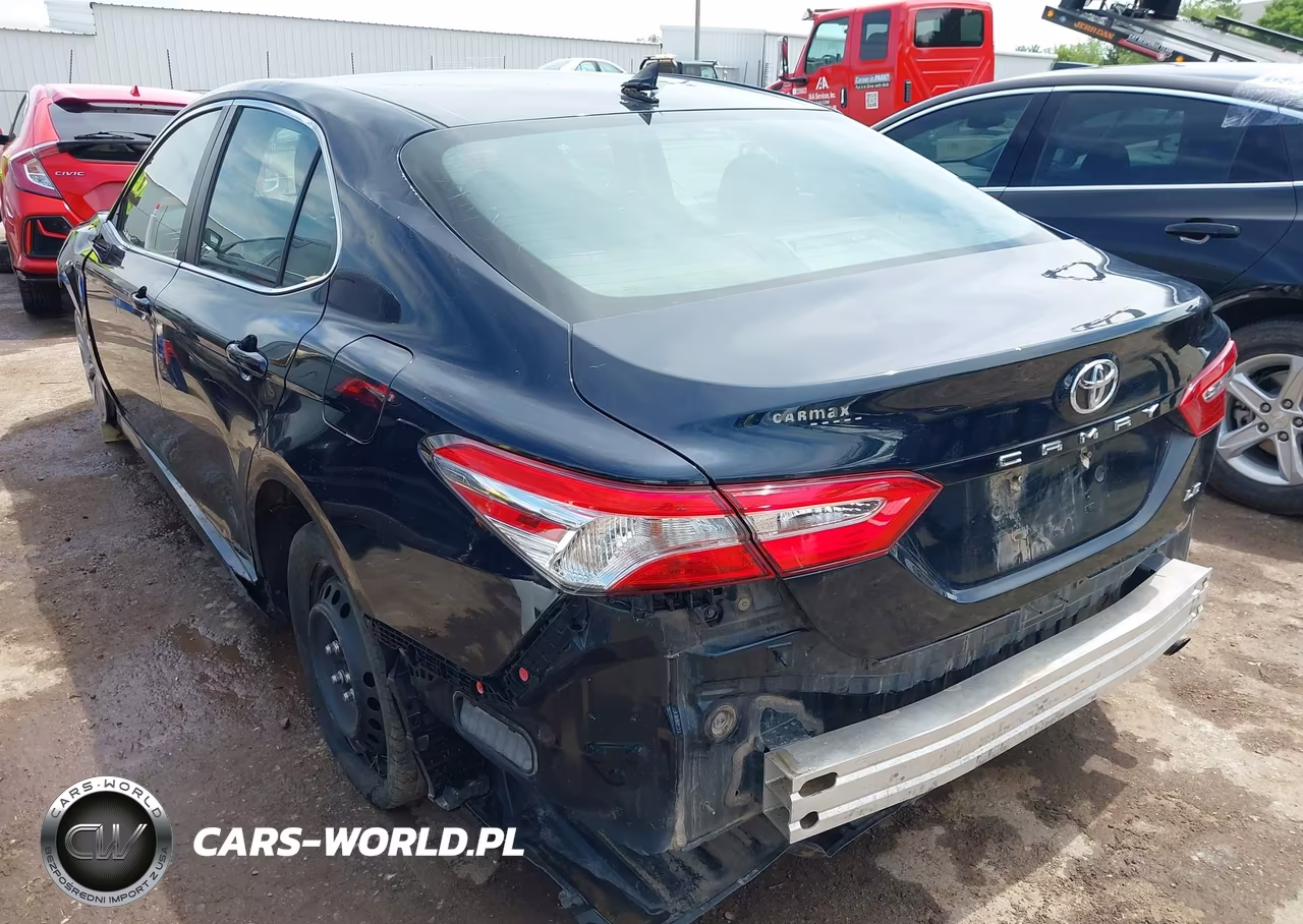 2020 Toyota Camry Le VIN:4T1C11AK8LU914604 - 3