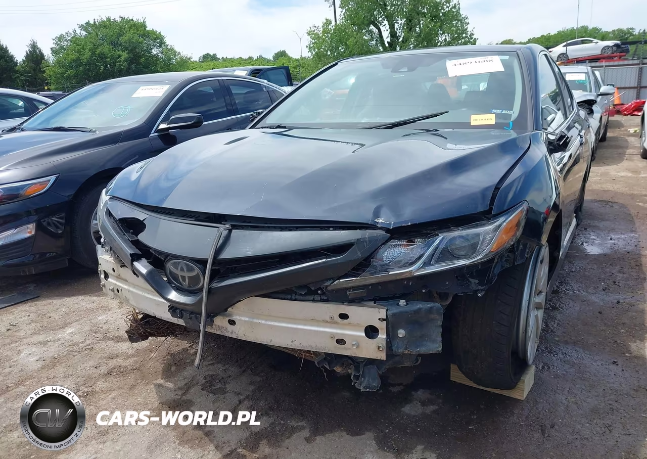 2020 Toyota Camry Le VIN:4T1C11AK8LU914604 - 6