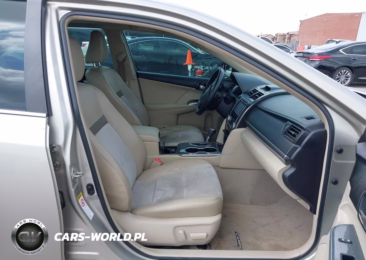 2014 Toyota Camry Hybrid Xle VIN:4T1BD1FK4EU104577 - 5