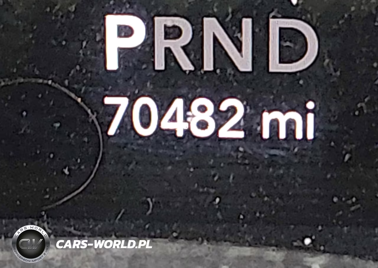 2018 Jeep Wrangler Unlimited Rubicon 4X4 VIN:1C4HJXFG6JW308530 - 16