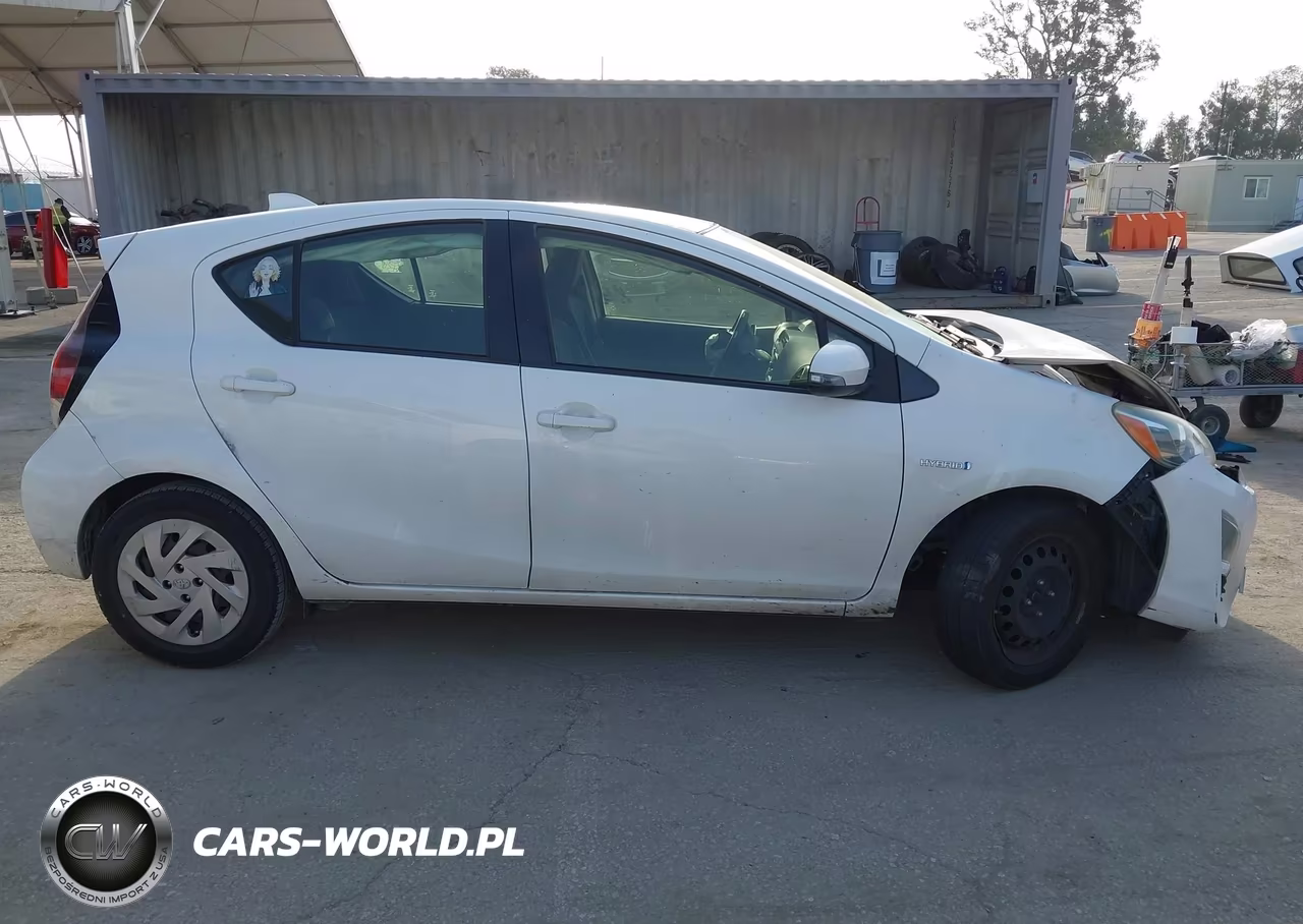 TOYOTA PRIUS C VIN:JTDKDTB38G1123023 - 13
