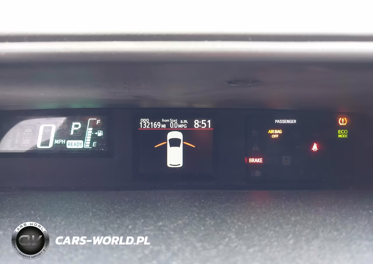 2013 Toyota Prius C Two VIN:JTDKDTB39D1041457 - 7